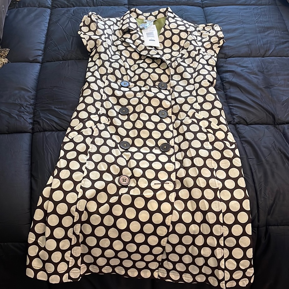 100% cotton with polyester lining Robbie be size 8 summer dress.